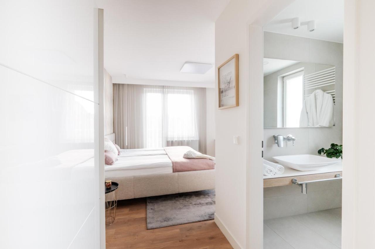 Adele Apartments Peçuy Dış mekan fotoğraf