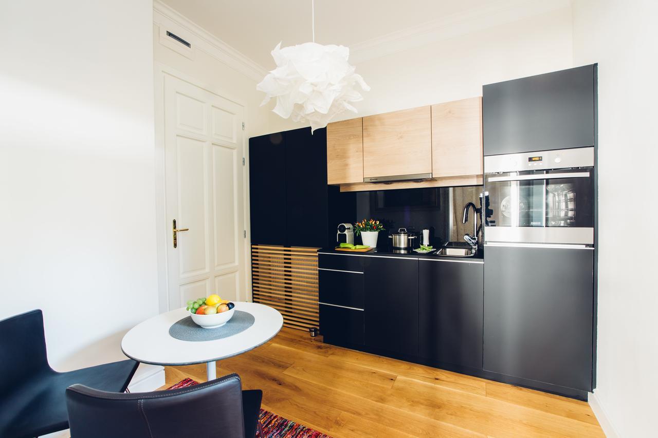 Adele Apartments Peçuy Dış mekan fotoğraf